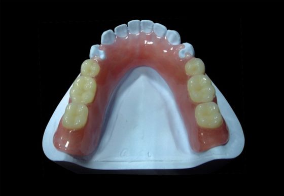 Dentiera acrilica parziale rimovibile rosa Dentiera parziale acrilica temporanea