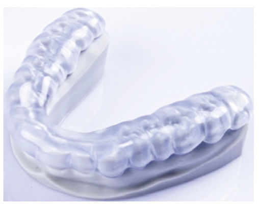 Protezione oclusiale trasparente Apparecchiatura dura Protezione notturna dura per il rangia dentale